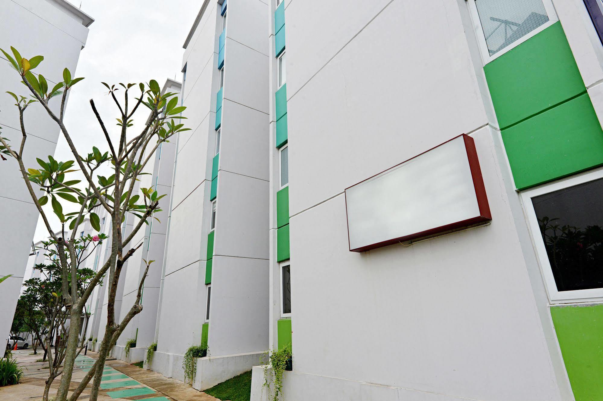 Zen Rooms Basic Tangerang Aeropolis المظهر الخارجي الصورة
